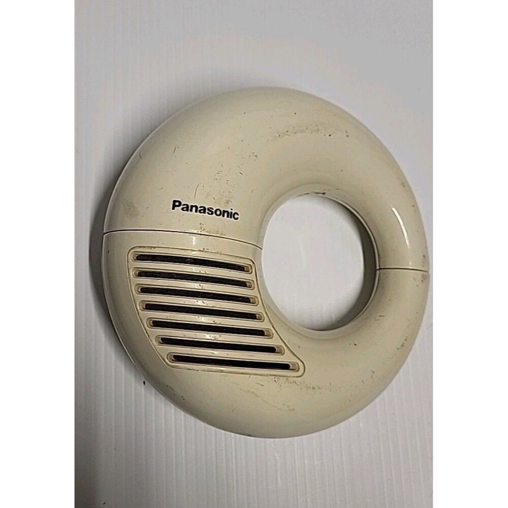 Panasonic Vintage 1970's Toot-A-Loop AM Radio - R-72 - White Works